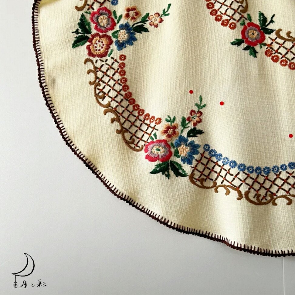 楽天市場】【中古】クリームに花の手刺繍サークルクロス(φ113cm