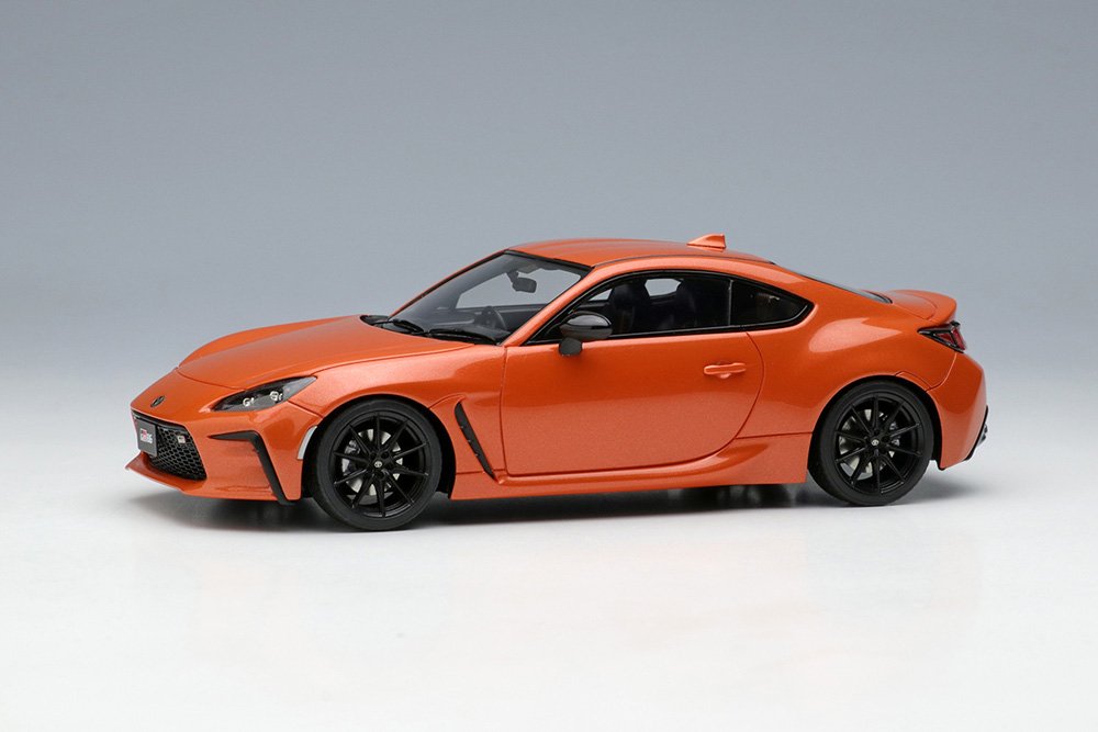 EM690 EIDOLON 1/43 トヨタ GR86 RZ '10th Anniversary Limited' 2022