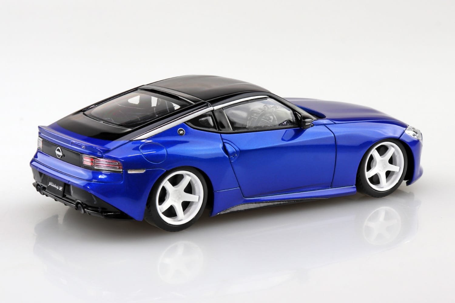 Nissan RZ34 Fairlady Z Custom Wheel (Seiran Blue)｜AOSHIMA｜English
