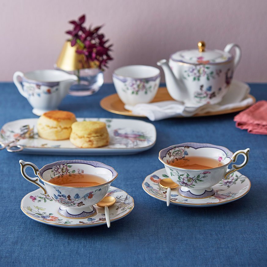 ワンダーラスト フォーチュン ティーカップ&ソーサー|WEDGWOOD公式