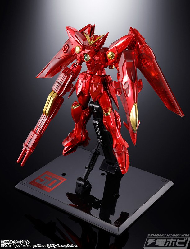 特別仕様の「METAL BUILD エヴァ初号機」「METAL ROBOT魂 ウイング
