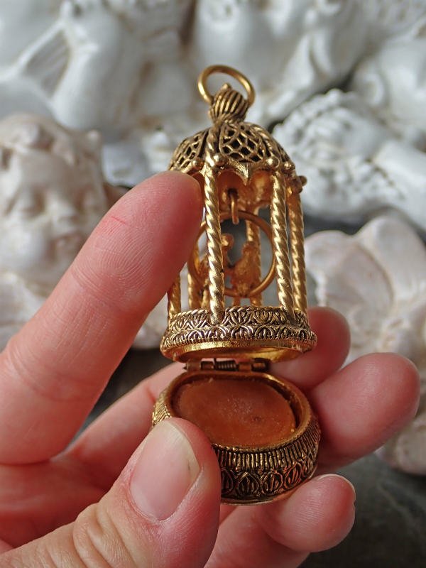 コーディー練り香水ケース】【ラブバードの鳥籠型】アメリカ