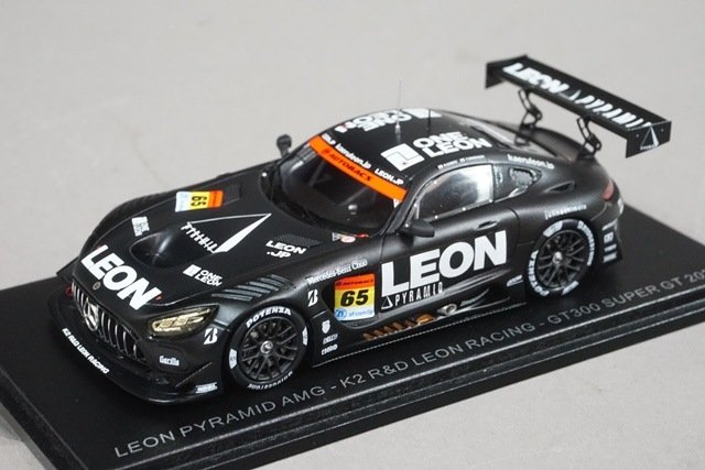 1/43 スパーク SGT040 LEON PYRAMID AMG GT300 スーパーGT 2022 #65