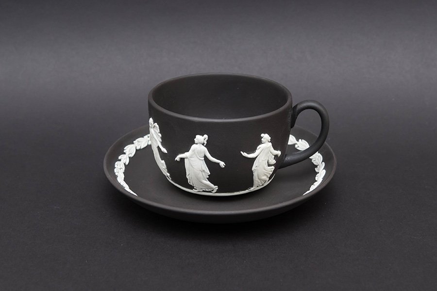 ウェッジウッド ジャスパー（ブラック） ティーカップ＆ソーサー