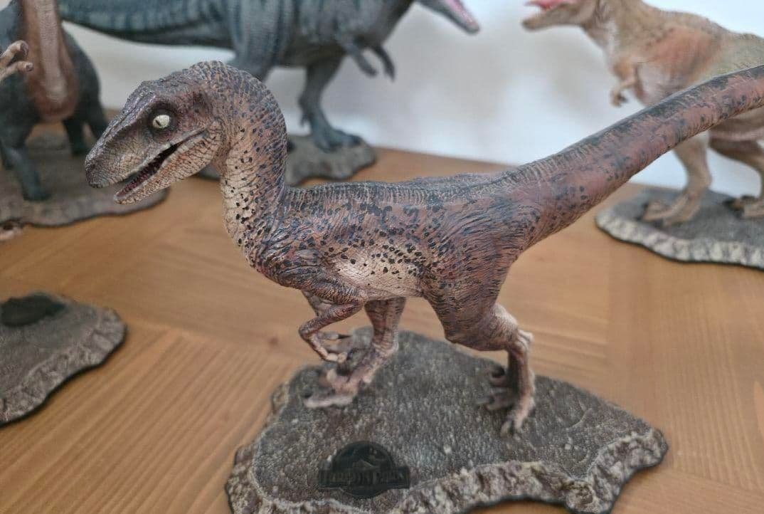 【ハイネケン】ラプトル2体+プテラノドン 楽天市場】ジュラシックワールド アクションフィギュア ほえる