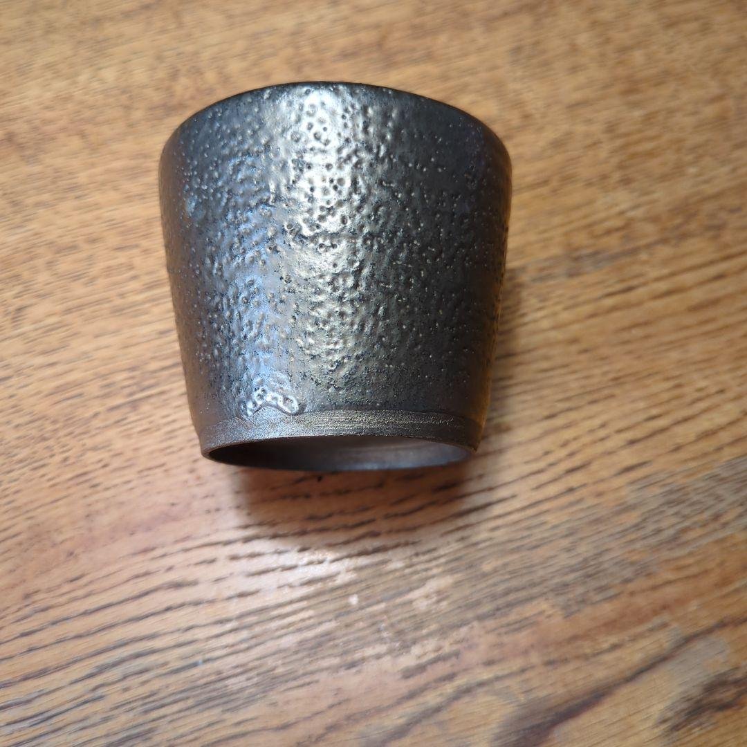 内田鋼一　プラチナ釉　ぐい呑み　そば猪口 内田鋼一／干支盃 寅(ぐい呑み） UCHIDA Koichi / Etosakazuki tora