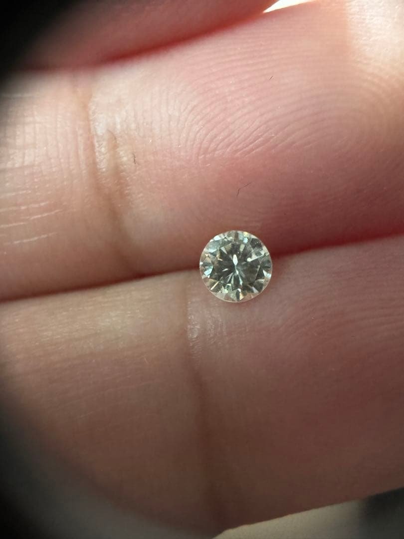 天然ライトイエローダイヤモンド 0.295ct