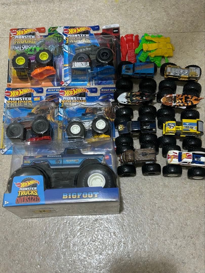 Hot Wheels モンスタートラック BIGFOOT セット　まとめ売り ホットウィール モンスタートラック ビッグフット トロフィー