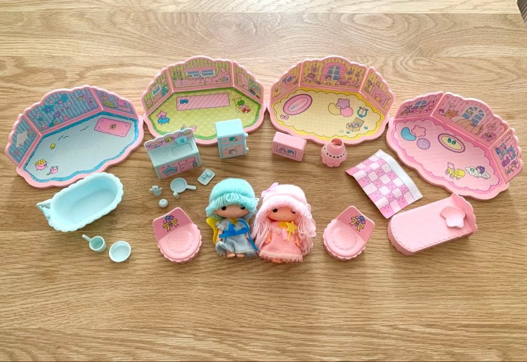 サンリオ　タカラ　かわいいキキララの星のみえるおへや LittleTwinStars キキララ 月のおへや 星のおへや 2点セット - KNot a