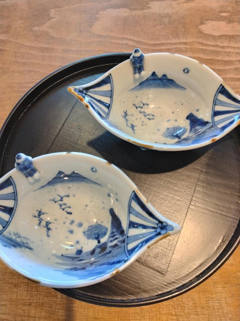 福泉窯染付一閑人三足向付 2個セット 送料無料】有田焼 福泉窯 染付濃桜碗と三ッ脚手無し碗皿セット