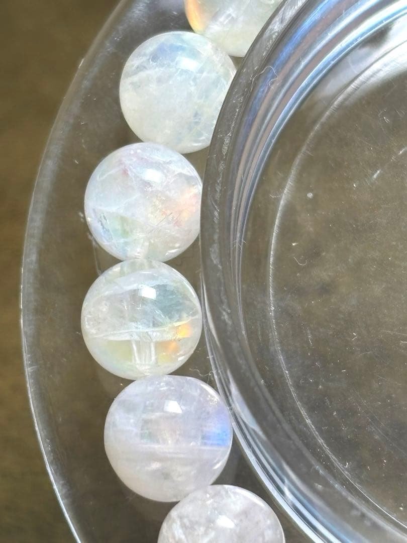 良品質　希少　レインボームーンストーン8㎜ブレス（新品未使用）マダガスカル産虹色