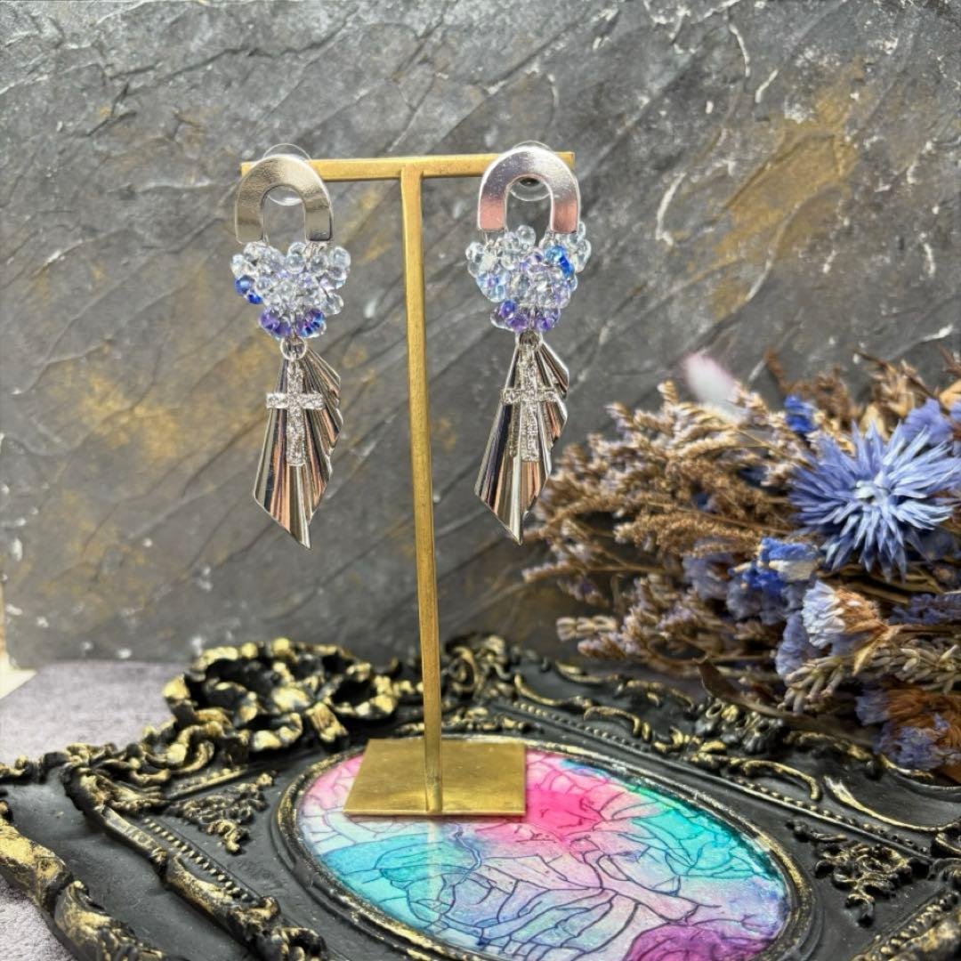 146 チェコガラスファルファーレを沢山使用‼︎　ピアスorイヤリング