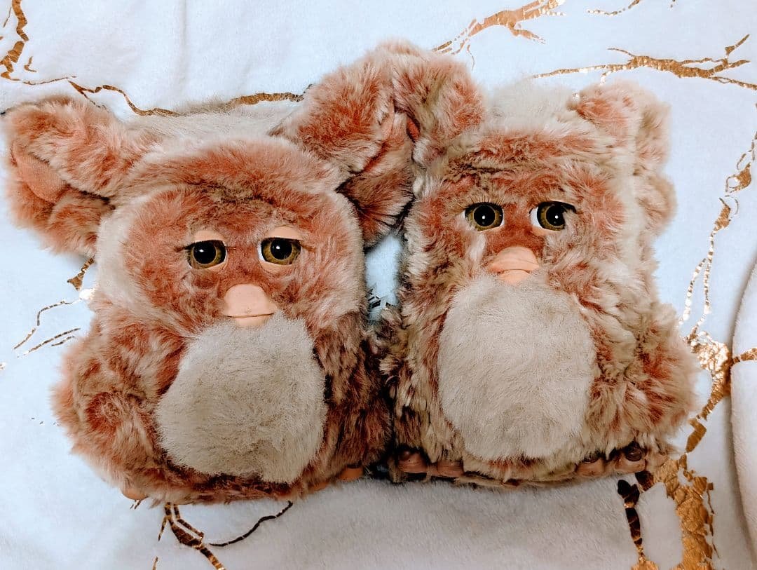 売り切り！ファービー ２ セット売り Furby2/ファービー2・ホワイト×パープル・日本語版・未開封 - KNot a