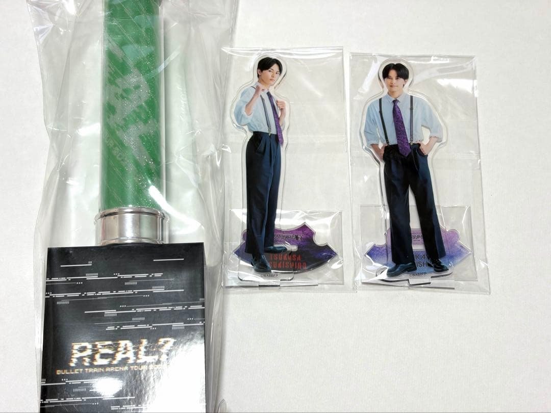 超特急　タクヤ　アクスタ2個　ペンライト　新品未開封　匿名配送 超特急 タクヤ ペンライト 9本セット まとめ売り セット売り - メルカリ