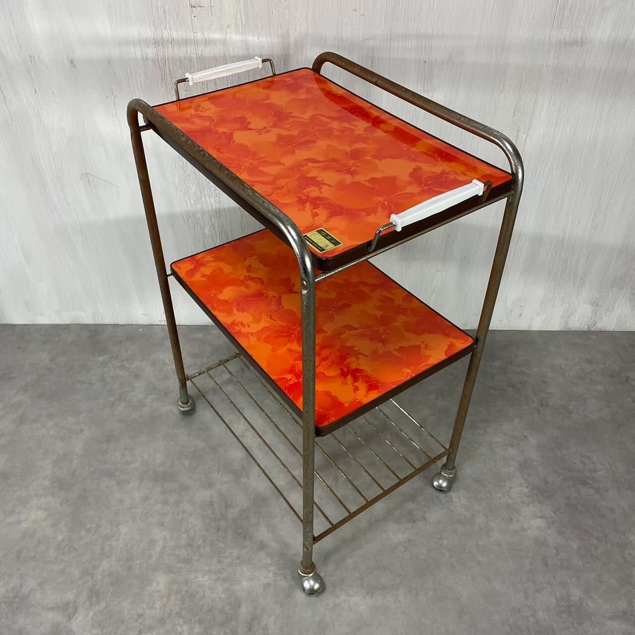 昭和レトロな花柄のキッチンワゴン | meguri