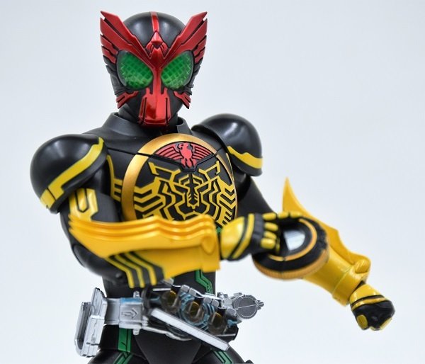 S.H.Figuarts（真骨彫製法） 仮面ライダーオーズ ブラカワニ コンボ
