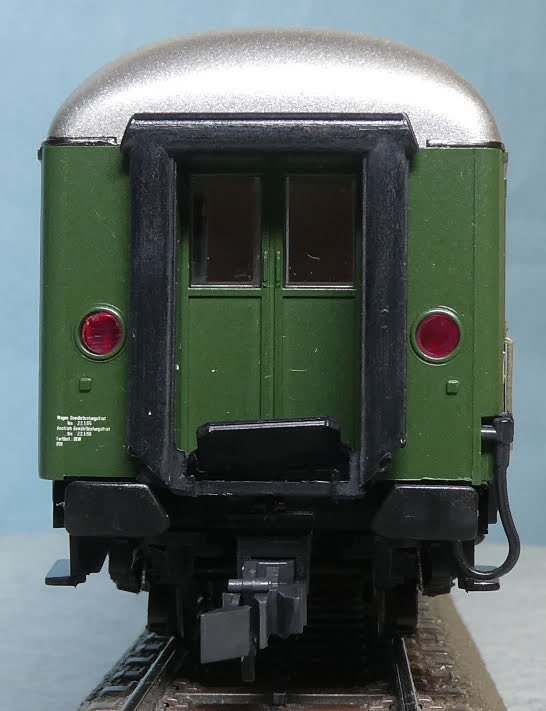 ドイツ連邦鉄道 DB 急行用客車 B 4üm-63 19 387 Hmb (ROCO 44740